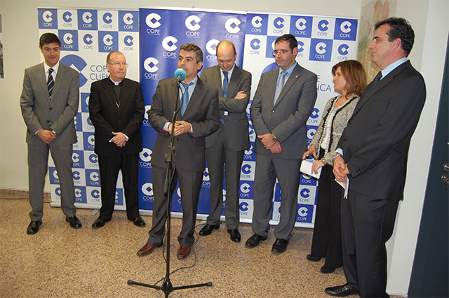 José Luis Mendoza toma posición como nuevo director de COPE Cuenca