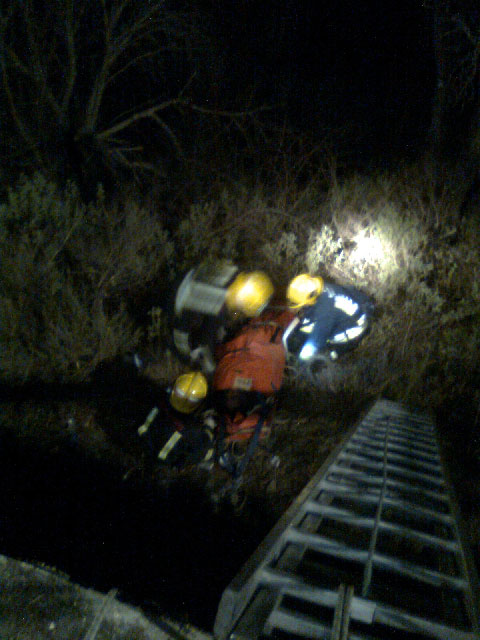 Bomberos de Cuenca intervienen en el rescate de dos personas en Priego