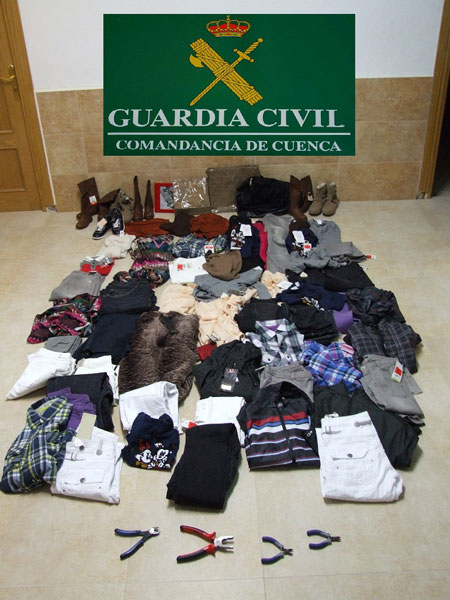 La Guardia Civil  detiene a cuatro personas  como presuntos autores de varias sustracciones en diversos comercios de Tarancón