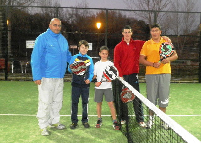 Arturo Herráiz y  Juan Herráiz, se adjudican el Torneo de Pádel de Reyes categoría infantil y cadete