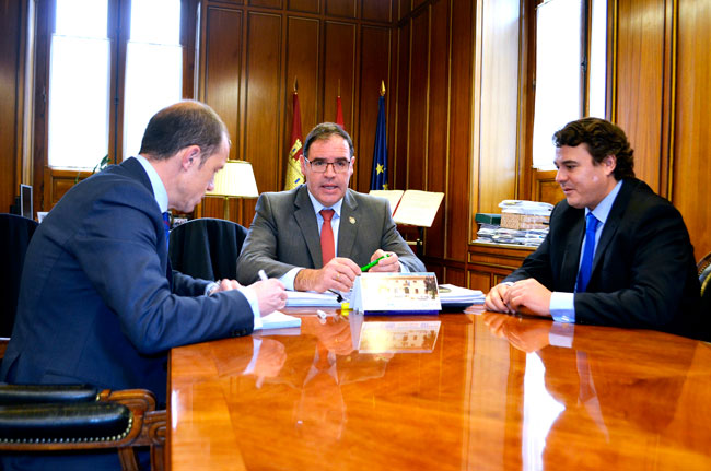  Benjamín Prieto felicita a David Peña en su nueva etapa como presidente de CEOE CEPYME Cuenca 