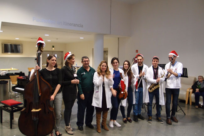 El poder de la música llega al Hospital de Ciudad Real para amenizar las estancias hospitalarias a pacientes en itinerancia