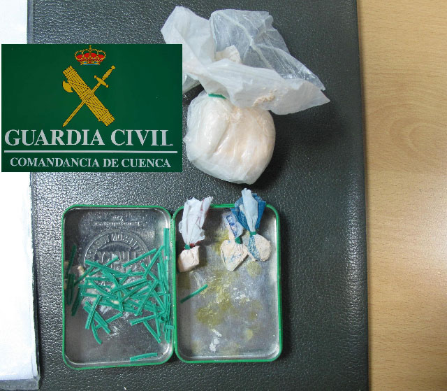 La Guardia Civil detiene a una persona por tráfico de drogas en Villagarcía del Llano