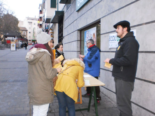 La Plataforma contra el cementerio nuclear en Cuenca, continúa su labor informativa y la recta final de la recogida de firmas