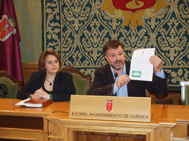 El Ayuntamiento combatirá el uso fraudulento de las tarjetas de accesibilidad con una segunda acreditación gratuita