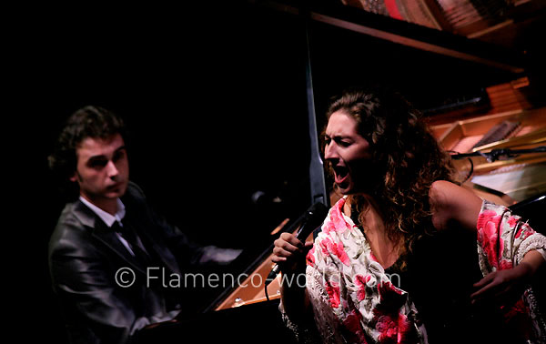 El cajón y el piano se funden para hacernos vibrar con el jazz más flamenco en Estival Dawat ciudad de Cuenca