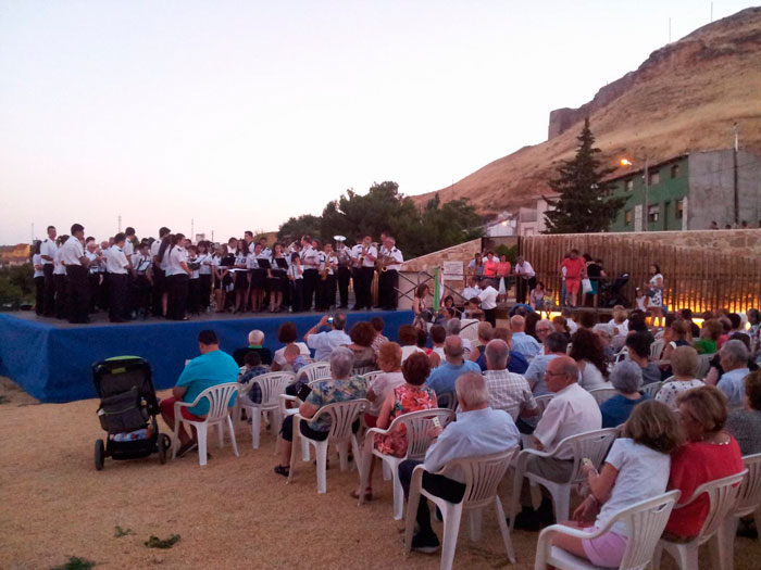 Fuentidueña y Huete se unieron en el Encuentro de Bandas de Música