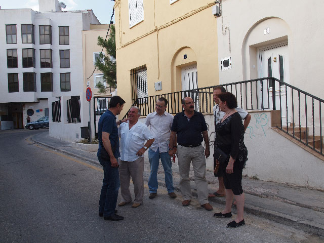  Ávila conoce “in situ” las necesidades del barrio de Cerro Molina 