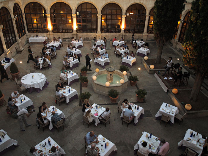 La cena-concierto de la Trini, primera actuación musical de Estival Cuenca