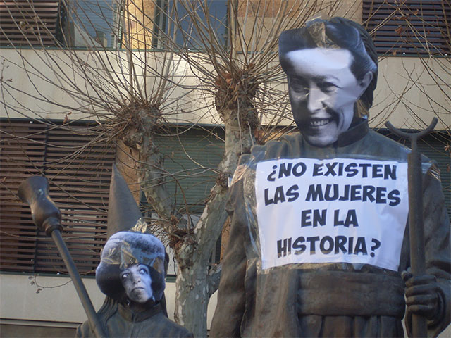 Acción feminista de Juventudes Comunistas por las calles de Cuenca