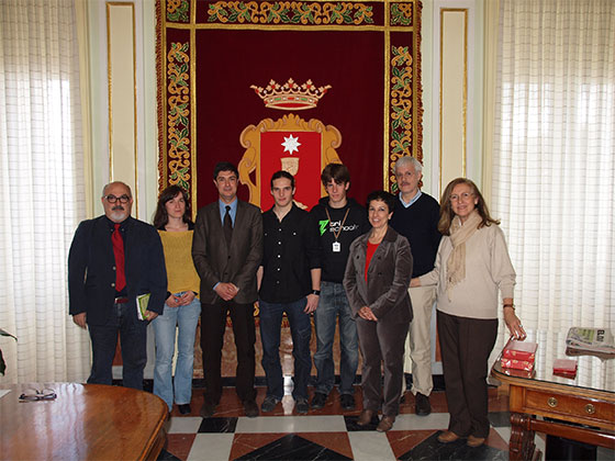 El alcalde recibe a los alumnos conquenses premiados en la fase nacional de la Olimpiada de la Física