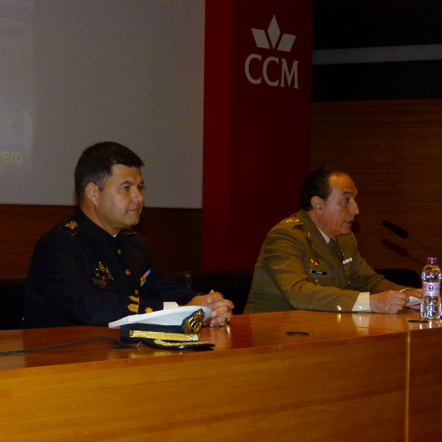 Conferencia “Infantería de Marina”  en la capital