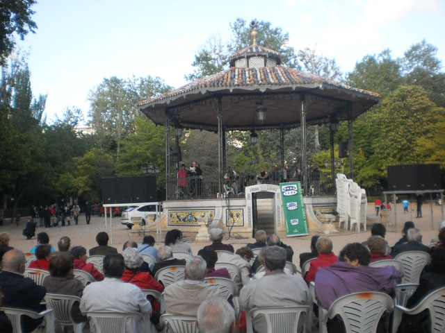 Festival de Mayos en el parque de San Julián