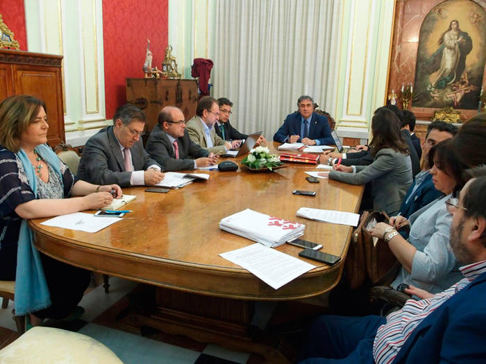 La Junta de Gobierno Local aprueba iniciar el proceso de contratación de del aprovechamiento cinegético de 2 montes 