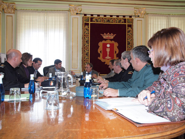 Constituida una mesa de coordinación para velar por la seguridad de las víctimas de violencia de género