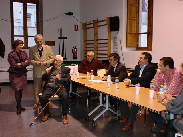 El delegado de la Junta en Cuenca inaugura la Semana Cultural del Centro de Día de Mayores de Motilla del Palancar