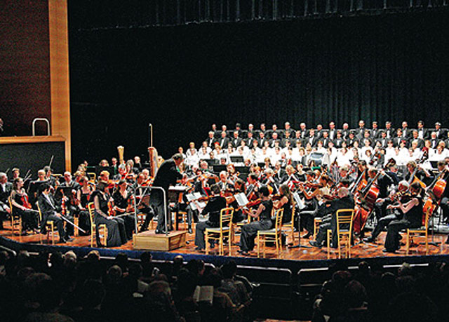 Marín anuncia el apoyo del Gobierno regional a la Semana de Música Religiosa de Cuenca, de prestigio internacional