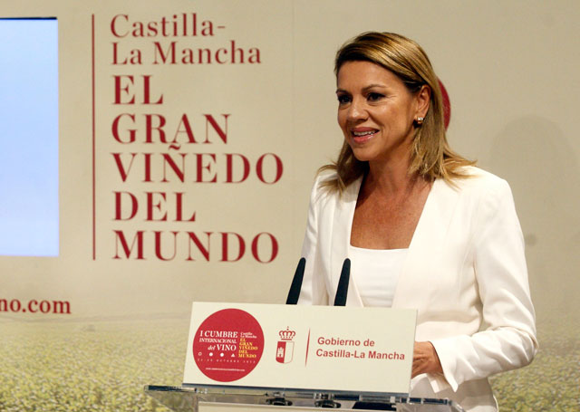 Cospedal: “No queremos ser solo el mayor, el gran viñedo del mundo; Castilla-La Mancha está en una posición de primer orden”