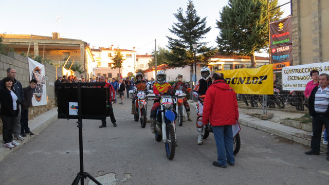 Campillos de Paravientos se convierte en el eje del motociclismo de Enduro de España