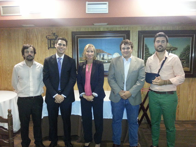 La presidenta nacional de los Jóvenes Empresarios visita Albacete