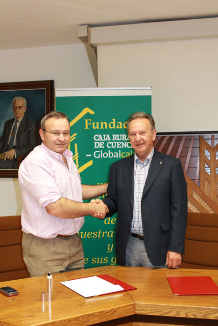 La Fundación Caja Rural de Cuenca colabora con la universidad popular de Quintanar del Rey en el presente curso académico 