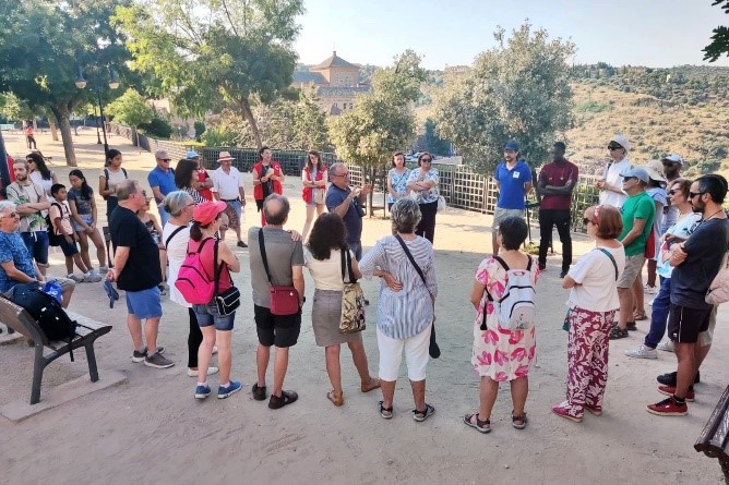 Éxito de participación en los paseos y rutas nocturnas por el Casco Histórico de Toledo