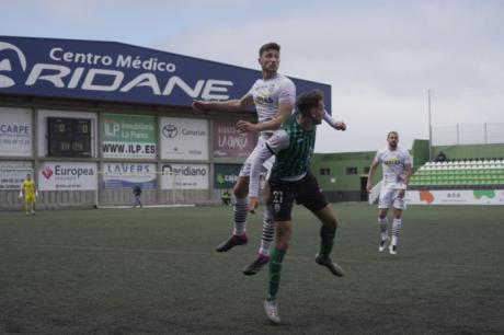 Dura derrota del Conquense ante el colista tras un polémico penalti en el descuento (1-0)